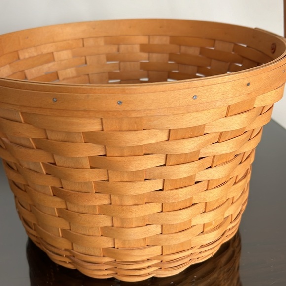 Longaberger Basket - Picture 2 of 9